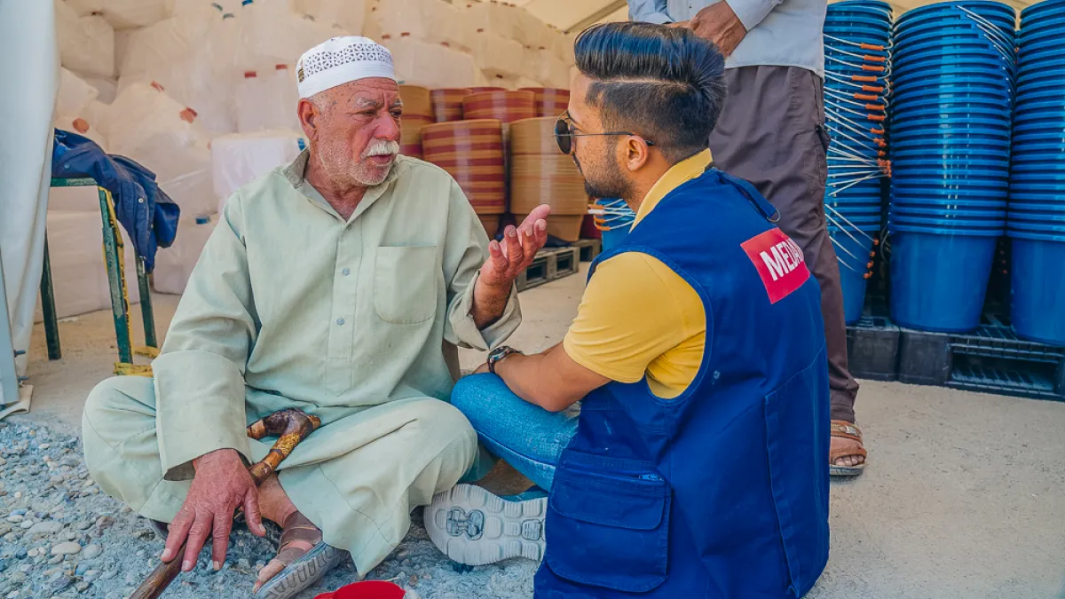 Unter schwierigsten Bedingungen helfen wir nach Naturkatastrophen, Krisen und Konflikten und bleiben nach der Nothilfe, wenn möglich, vor Ort.