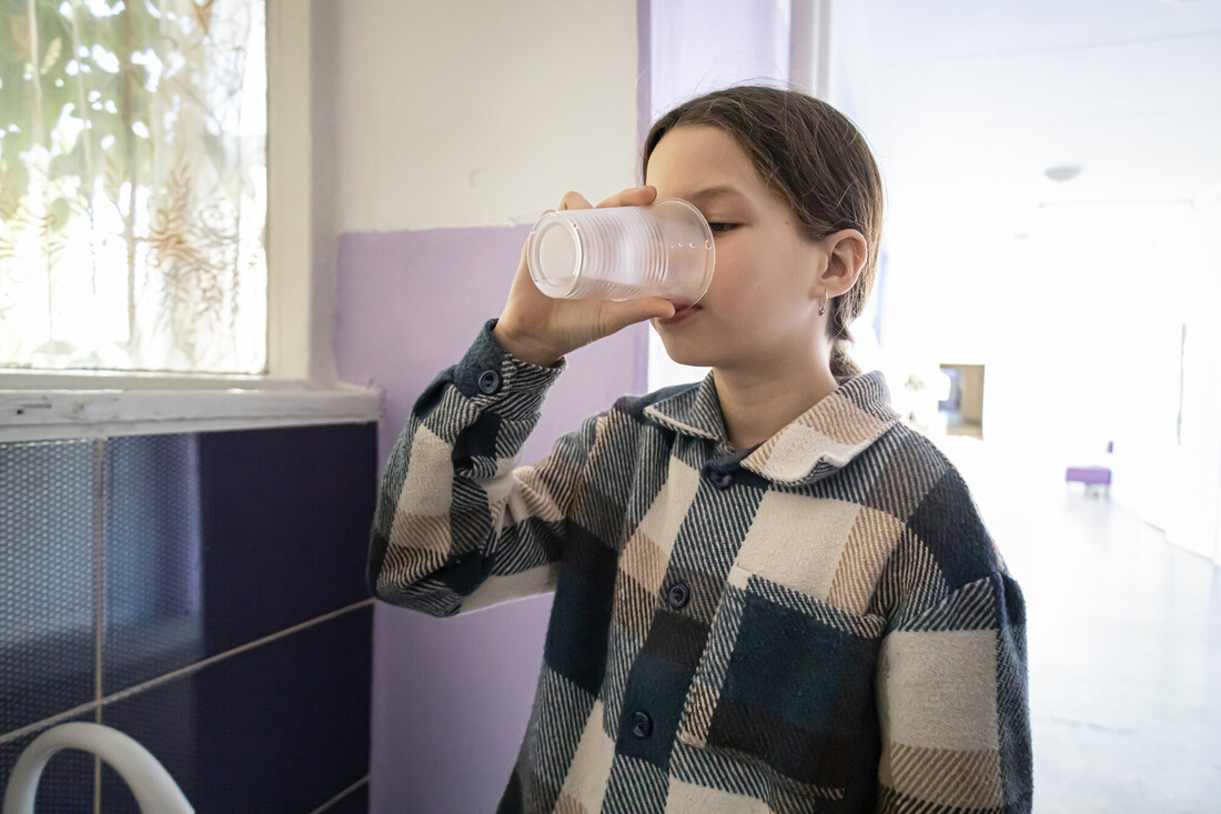 Sauberes 
Trinkwasser 
für Schulkinder