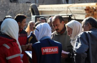 Zain_Albadeen-Distribution_of_shelter_materials_in_Aleppo-Medair